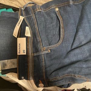 Old Navy Rockstar size 20 jeans BNWT